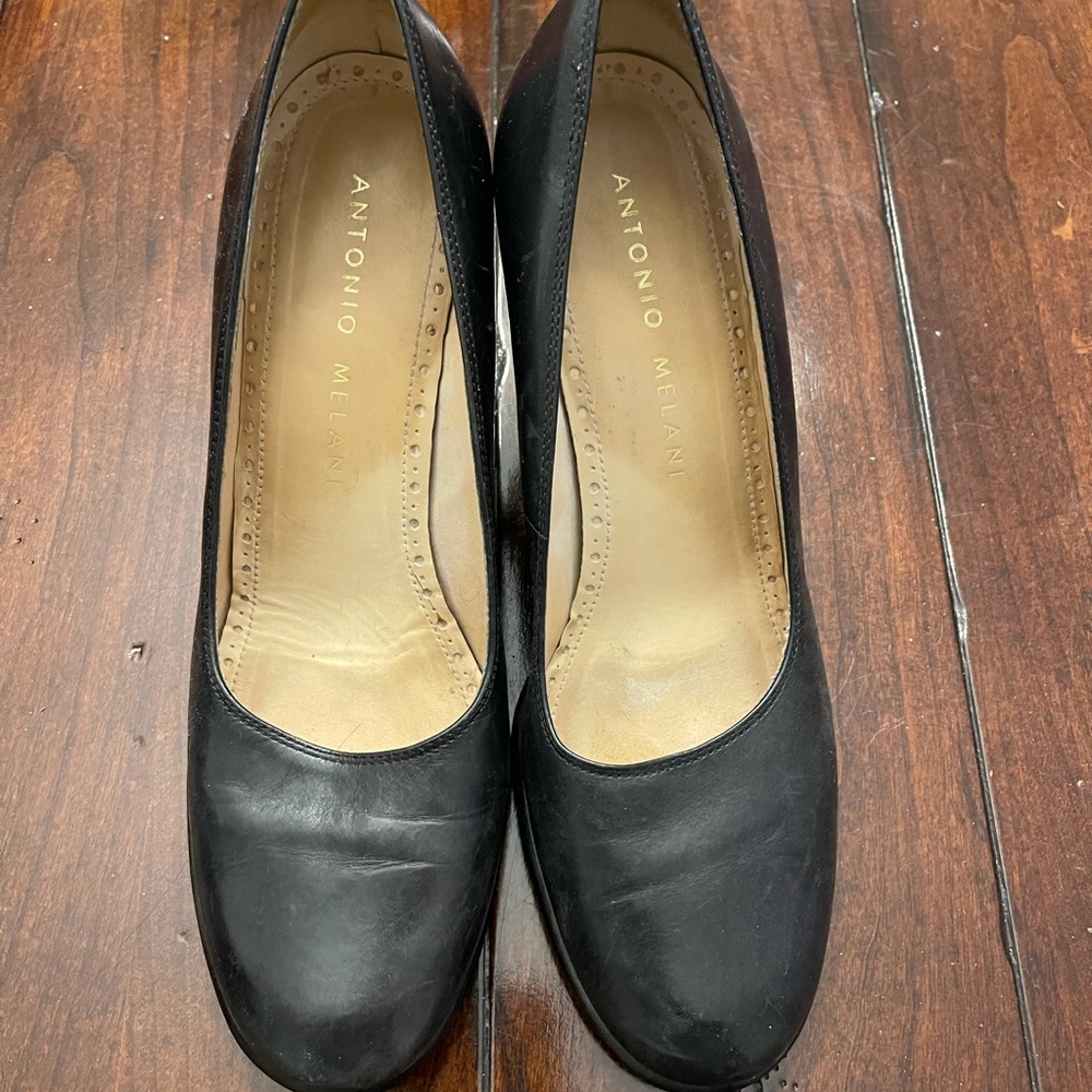 Antonio Melani Leather SZ 9 Black Heels